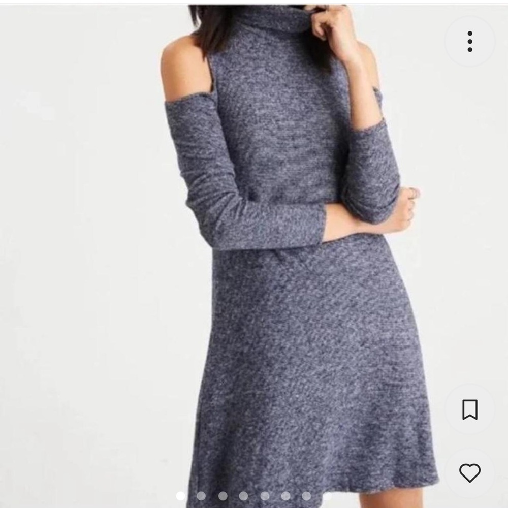 American Eagle Soft & Sexy Plush Navy Blue Turtleneck Cold Shoulder Large Long
